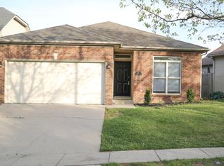 720 Whispering Brook Trce, Lexington, KY 40509