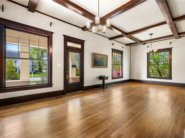 508 W Central Ave, Bentonville, AR 72712