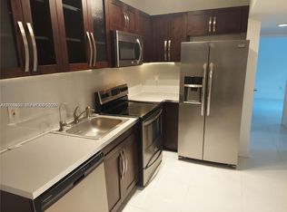 South Moon, Miami Beach, FL 33139