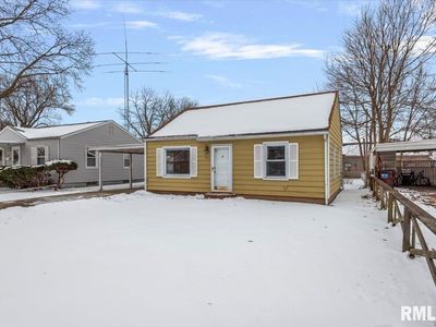 3012 Louise Ln, Springfield, IL, 62702