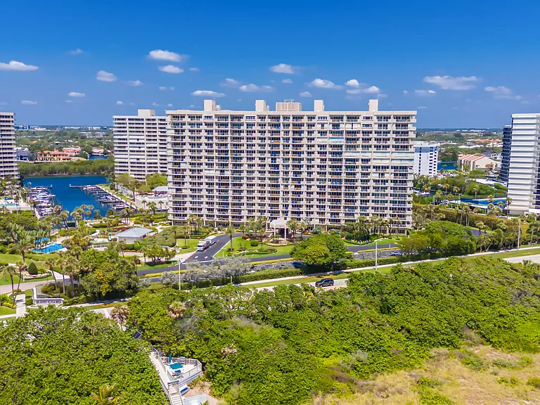 4301 N Ocean Blvd #1002 — Photo 44