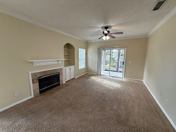 5th image of 10000 Gate Pkwy #1925