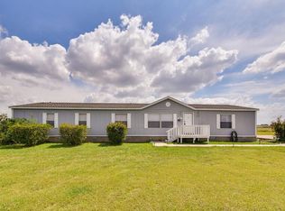 8801 S Monterrey Dr, Alvarado, TX 76009