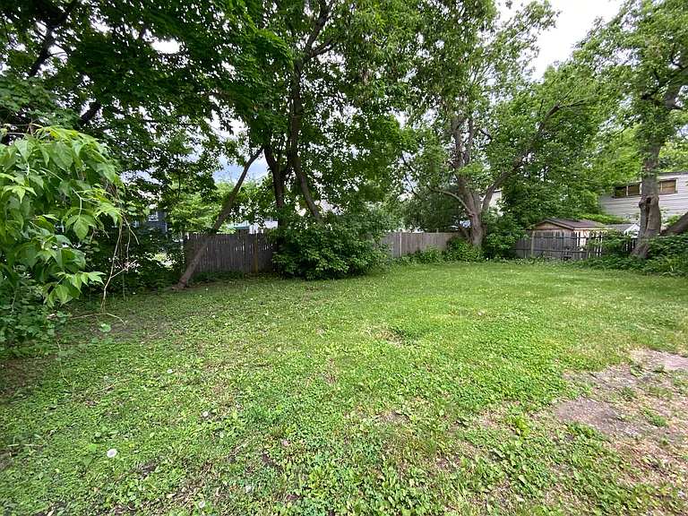 237 Elmwood Ave #6 — Photo 12