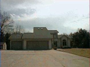 1307 Vesta St, Muskegon, MI 49445