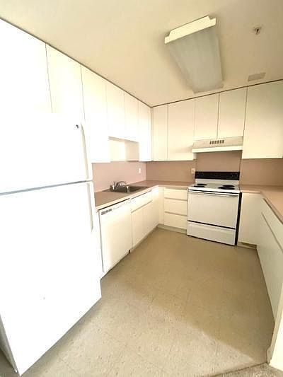 1st image of 34 Franklin Blvd