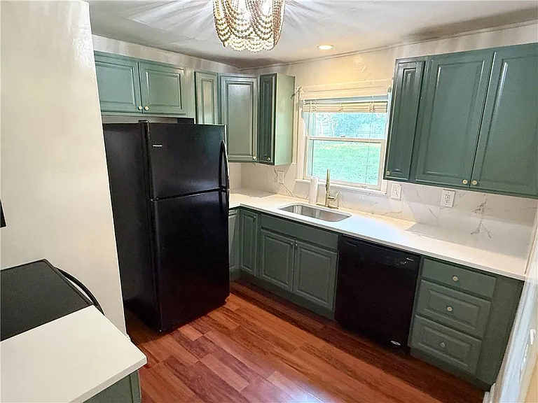 7680 Rainbow Dr — Photo 5