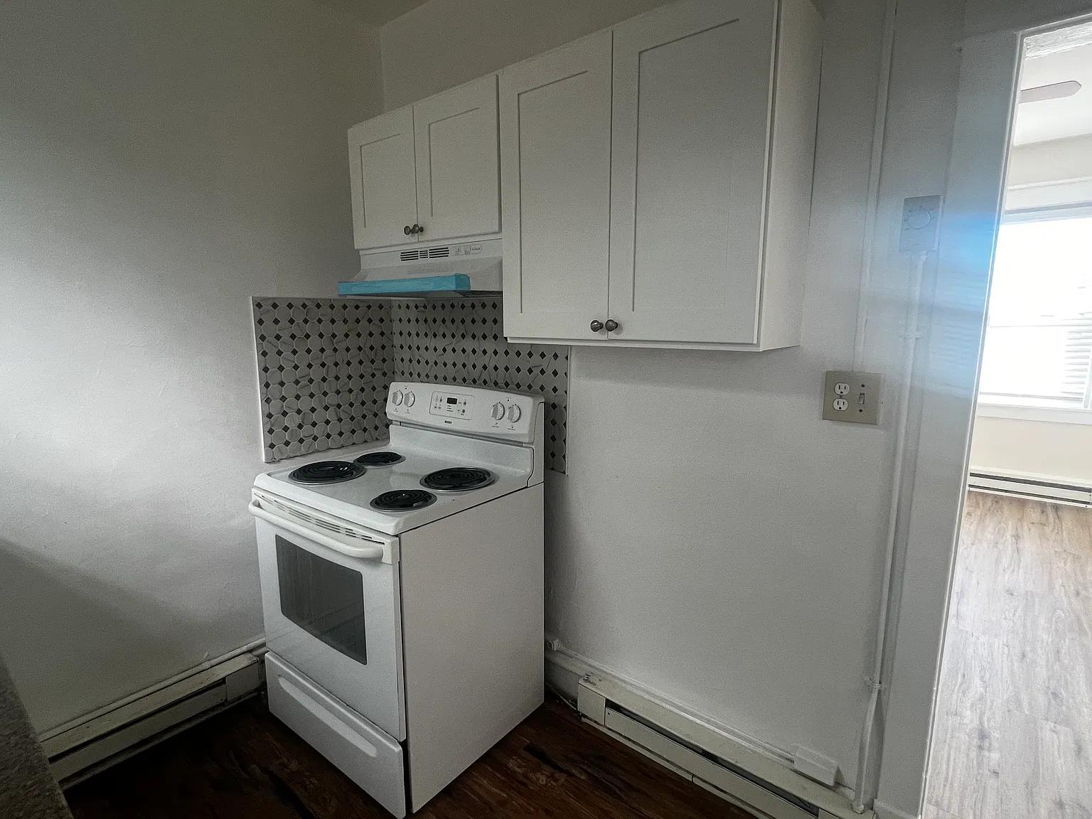 2 bed, 800 sqft, $1,400 — Photo 1