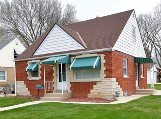 6100 N 40th St, Milwaukee, WI 53209