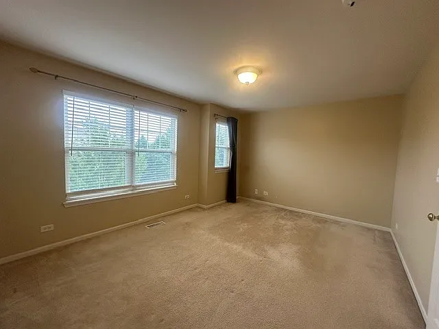 3376 Bradbury Cir — Photo 3
