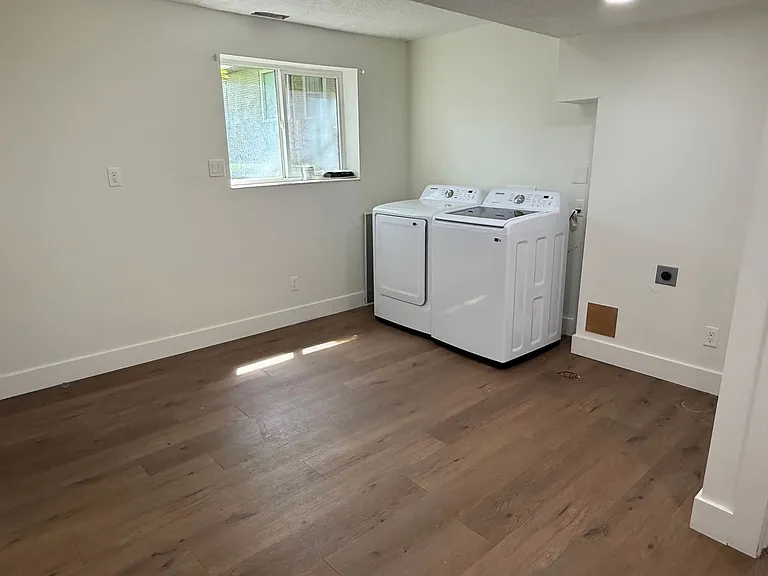 54 W Clearfield triplex — Photo 8