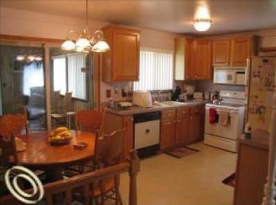 4th image of 14052 Hix St