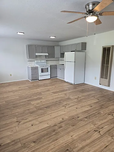 2-25531 Madrone Way #3 Photo 1