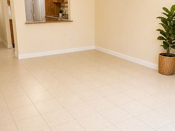 5th image of 6 Hayes Rd APT 15