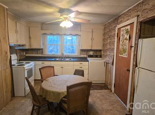 117 Greenvalley Pl NE, Lenoir, NC 28645