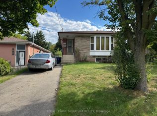 215 Woodsworth Rd, Toronto, ON M2L2T5
