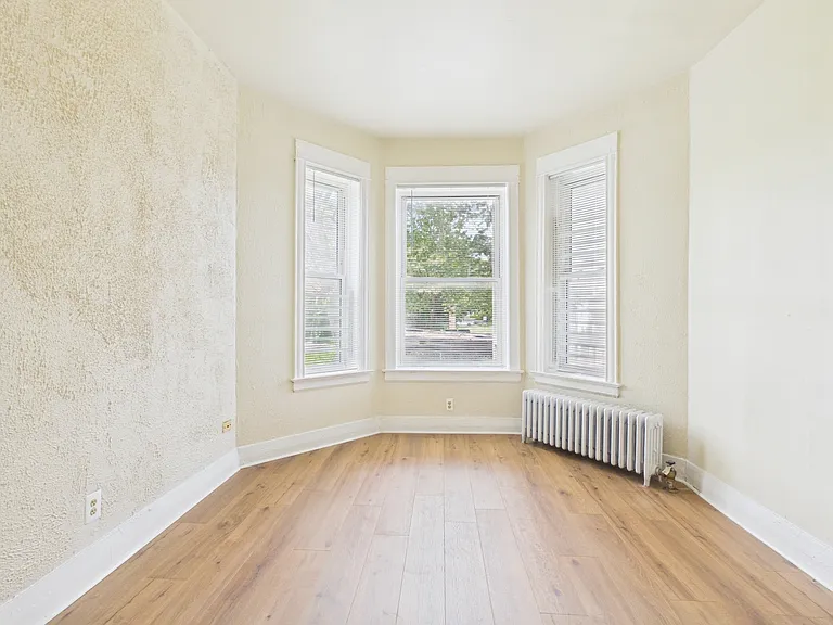 5328 S Calumet Ave #1R — Photo 11