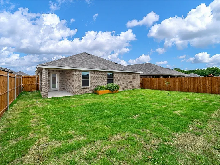 2952 Lawson Dr — Photo 19