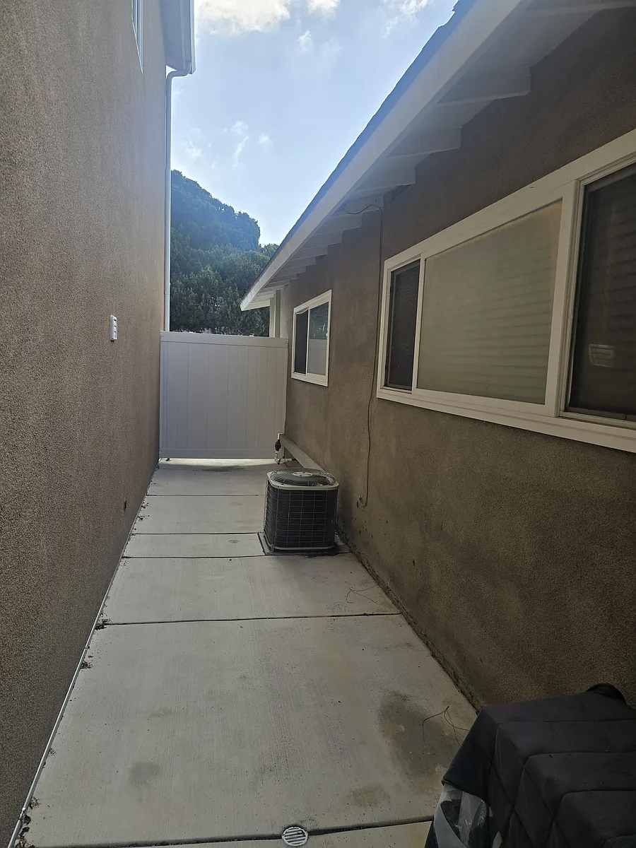 Building Photo - 8705 Hastings Cir
