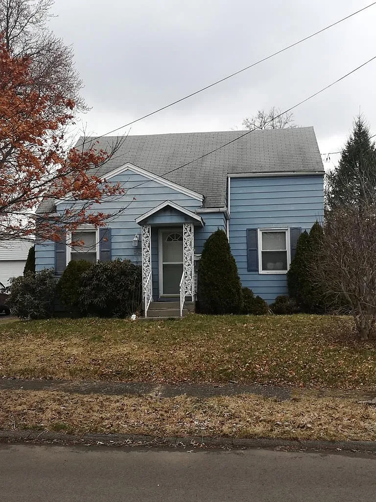 505 Race St photo 1