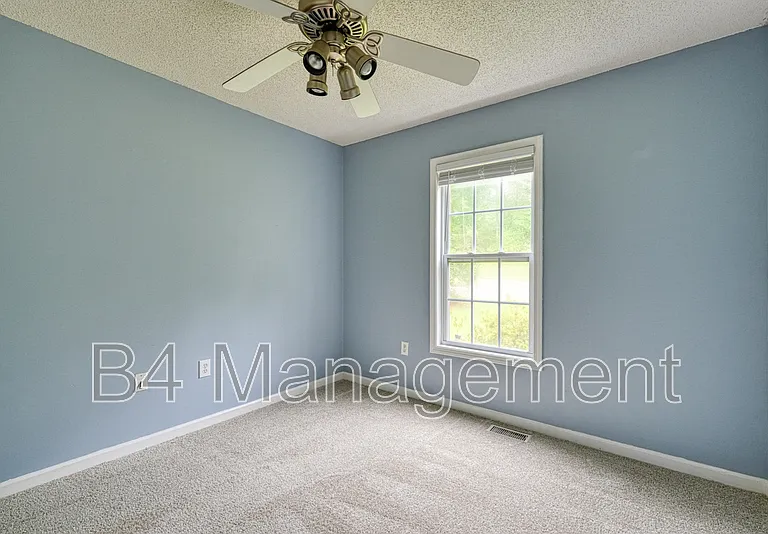 208 Cotton Creek Dr — Photo 27
