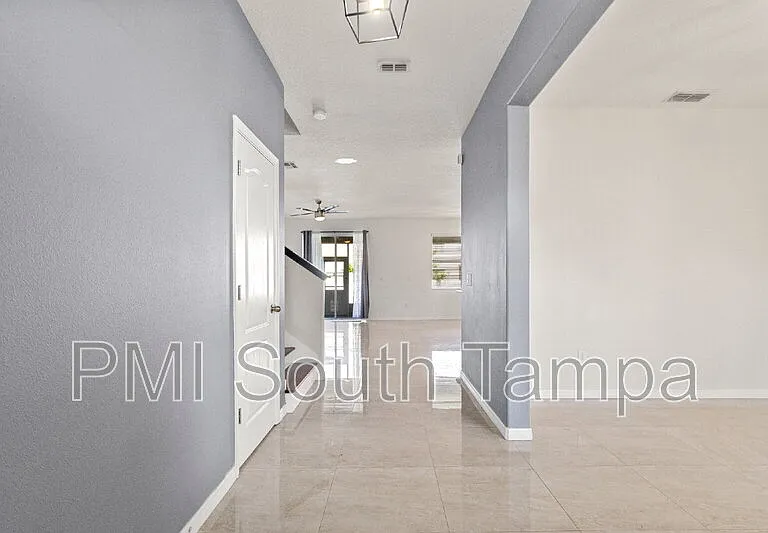 11403 Holmbridge Ln — Photo 7