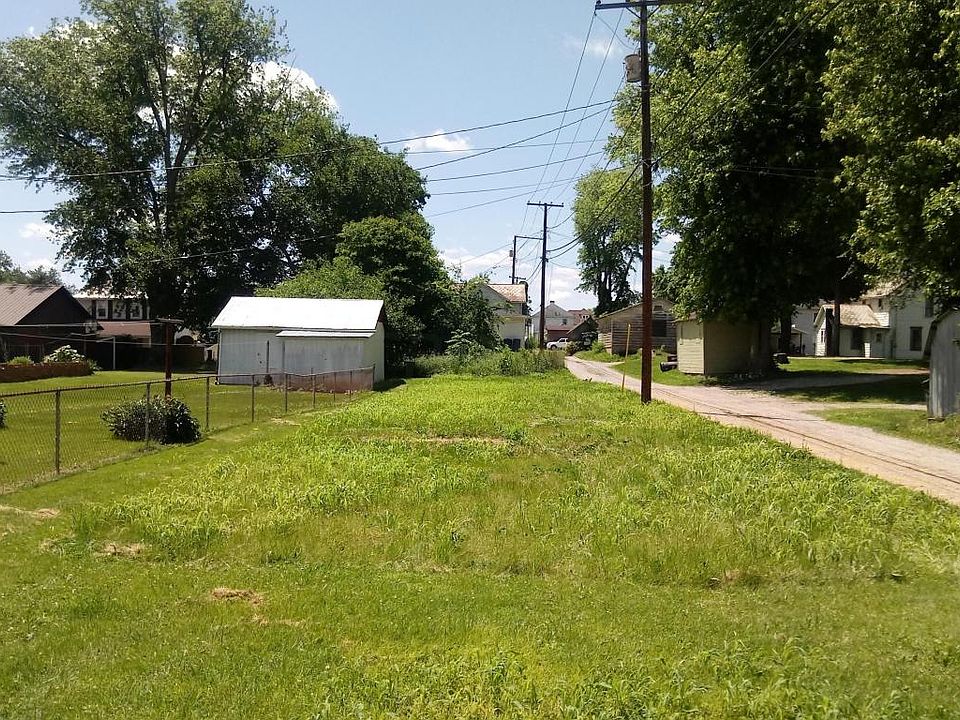 1st image of 245 West St