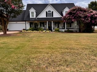 495 Hanley Rd, Hull, GA 30646