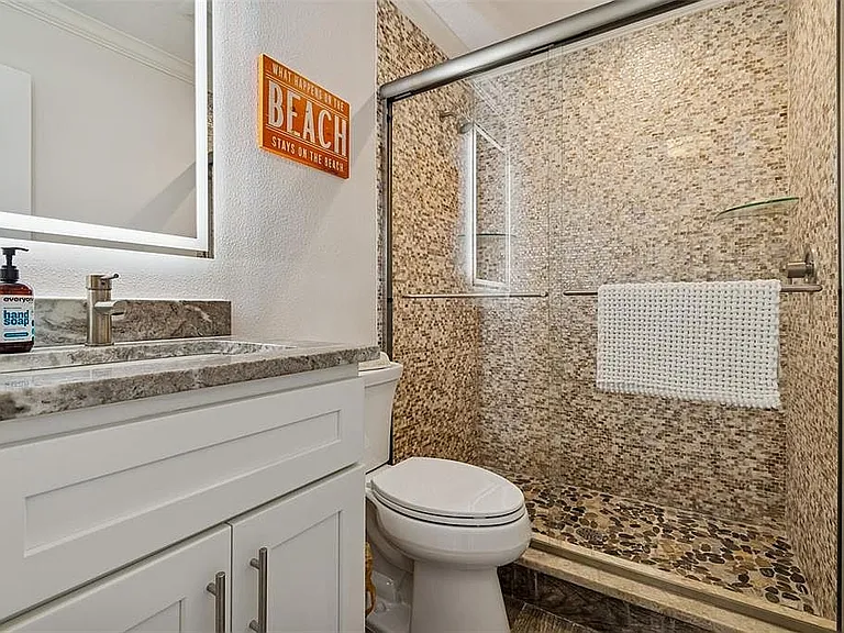 313 Poinsettia Rd — Photo 15