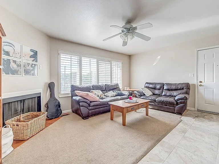 725 N 800 E #11 — Photo 3