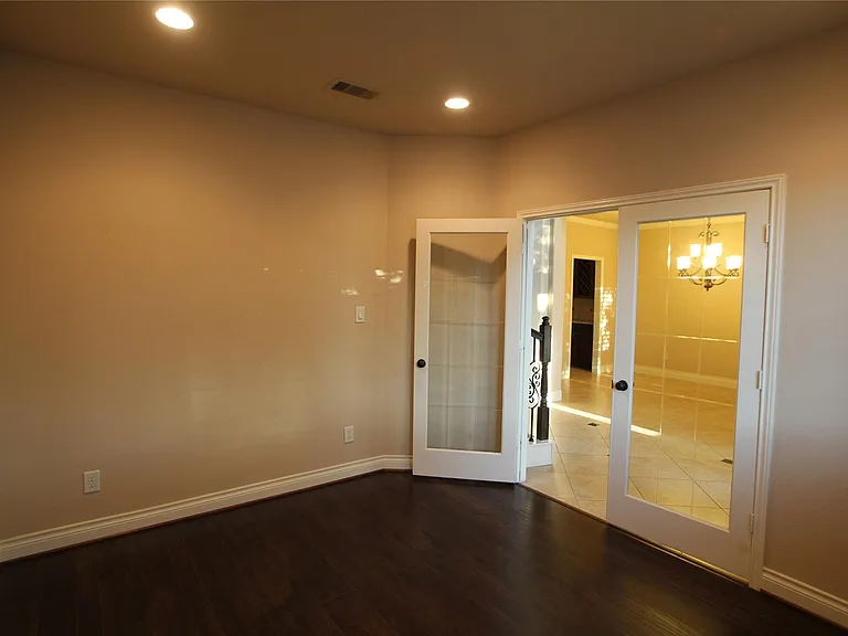 1995 Biscayne Lake Dr — Photo 3