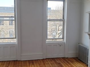 2051 Gates Ave APT 3L, Ridgewood, NY 11385