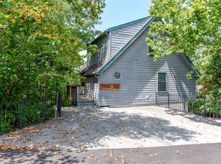 354 Woodridge Way, Pigeon Forge, TN 37863