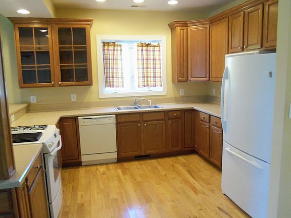 Full service kitchen