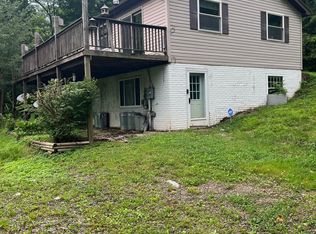 6082 Newark Rd, Walker, WV 26180