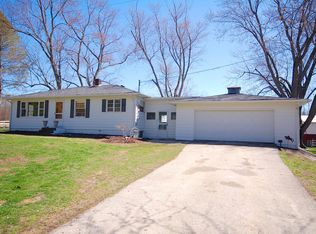 1202 Madron Lake Rd, Buchanan, MI 49107