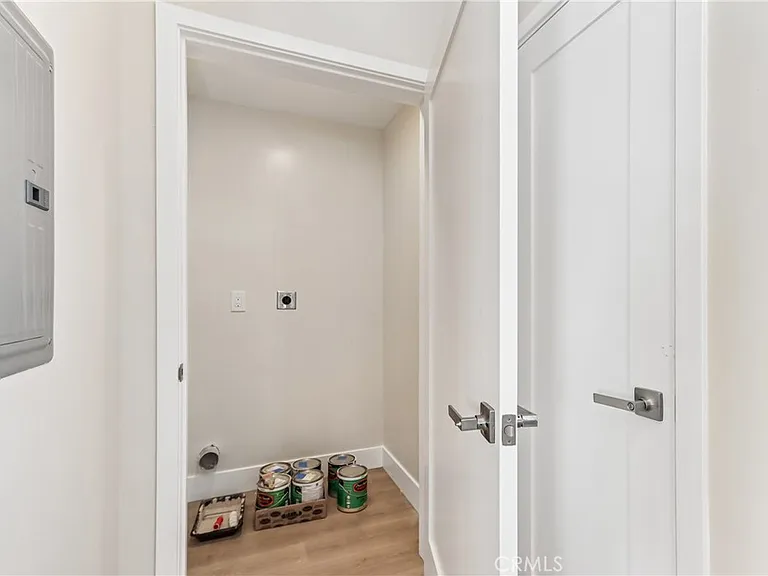 21233 Lopez St — Photo 13