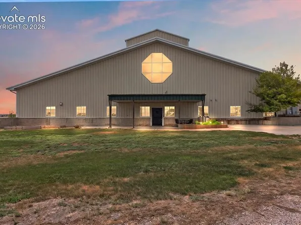 1035 Newton Rd, Pueblo, CO 81005