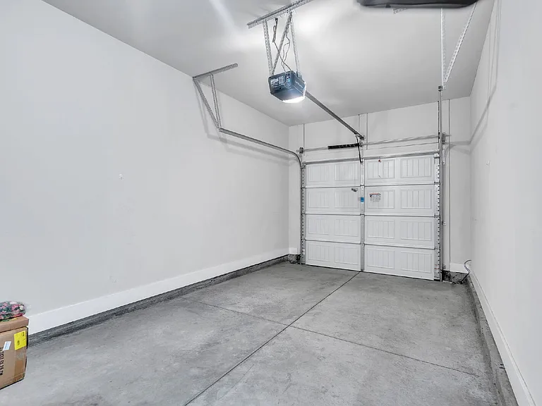 114 Lerner Ct — Photo 23