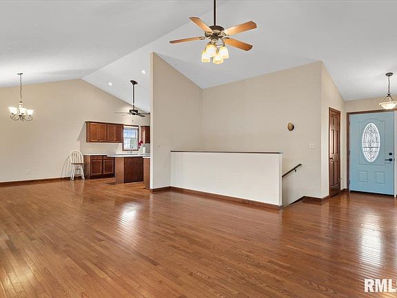 3rd image of 5404 Jaeger Dr