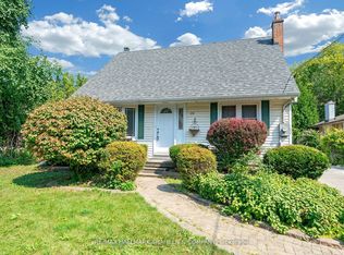 99 Lucas St, Richmond Hill, ON L4C 4P4