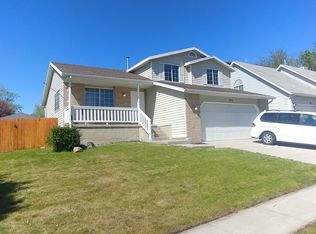 752 W Windflower Ln, Sandy, UT 84070