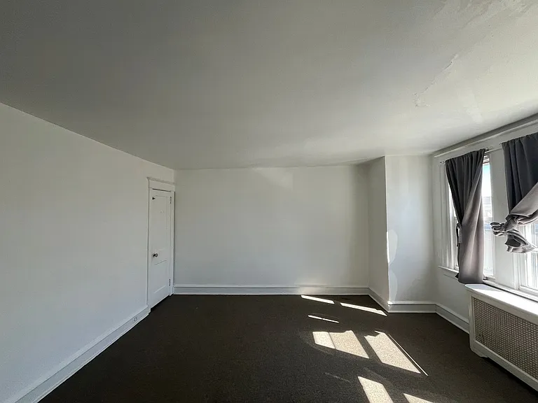 7220 Marsden St — Photo 5
