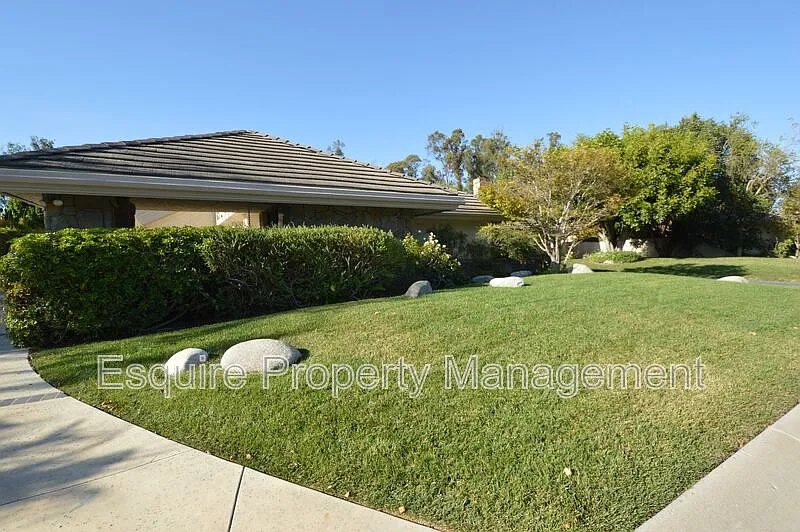 31 Alviso Dr