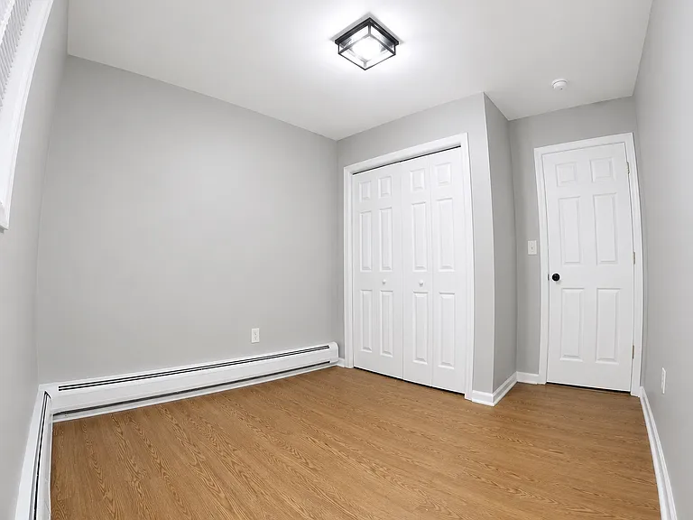 350 Princeton Ave — Photo 7