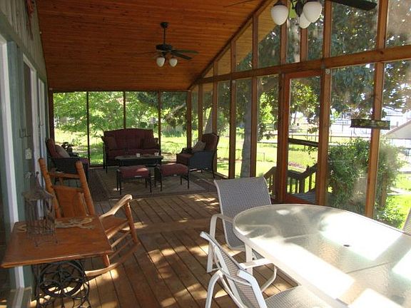 5th image of 1439 Live Oak Dr