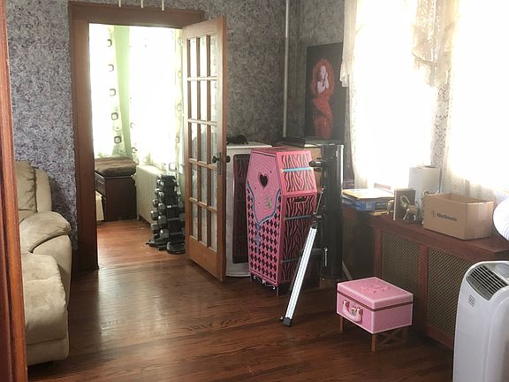 double french to living room