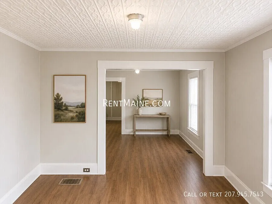 3 bed, 1200 sqft, $2,000 — Photo 2