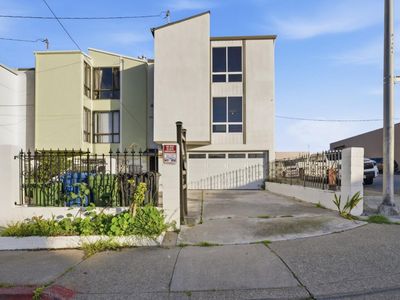 100 Byrne St, Daly City, CA, 94014