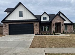 5724 Lavender Ave, Springdale, AR 72762